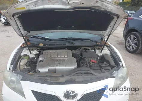 2009 Toyota Camry Se V6 z USA, uszkodzony, nr VIN 4T1BK46K99U595158